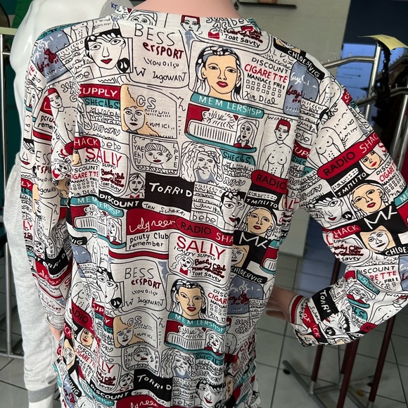 Cardigan - Picture 11 of 12